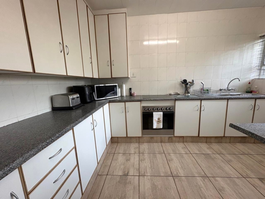 3 Bedroom Property for Sale in St Helena Free State
